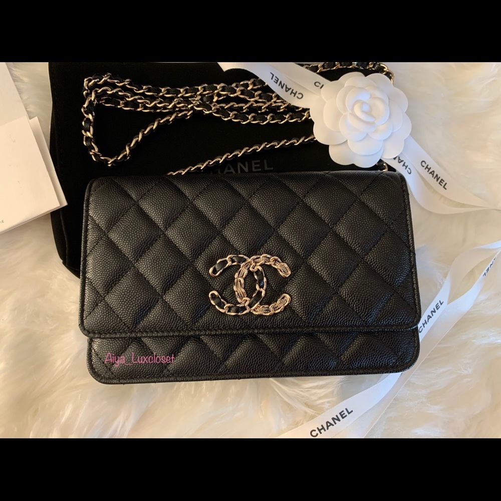 ❌❌SOLD elsewhere ❌❌Chanel 20k new wallet on chain